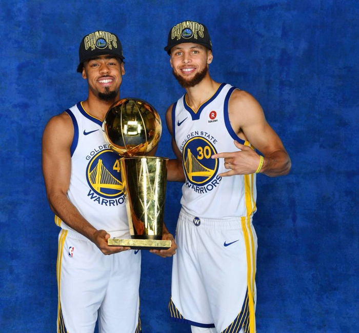 克里斯·邓恩的关键传球（克里斯·邓恩关键一传）