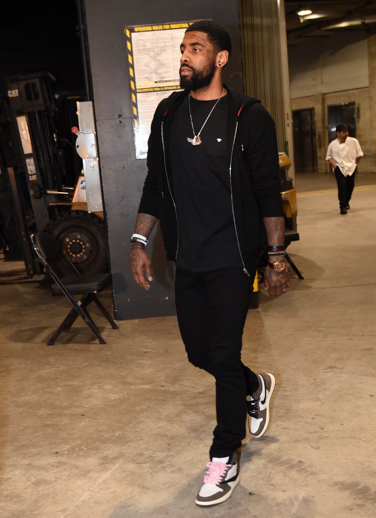 里肯谈阿德耶米武器风波：他很懊悔，同样也没人因此受到伤害（里肯评阿德耶米持械风波：他已深表悔意，未造成任何伤害）