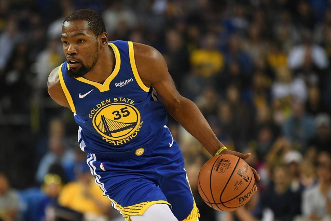 莱万特CEO：不会在冬窗出售埃永；巴萨没联系过我们（莱万特CEO：冬窗不卖埃永，巴萨未与我们接洽）